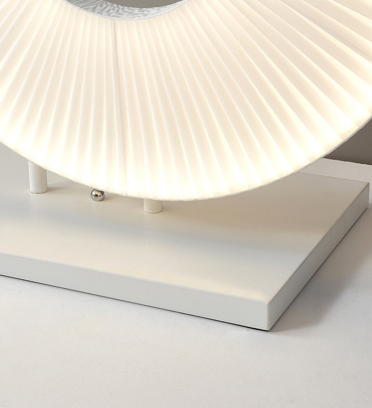 Светильник ElegantLight DZN-13146 БЕЛЫЙ ` D850/H1750/3/LED/60W/2800-6500K IRIS BY FABRICE BERRU