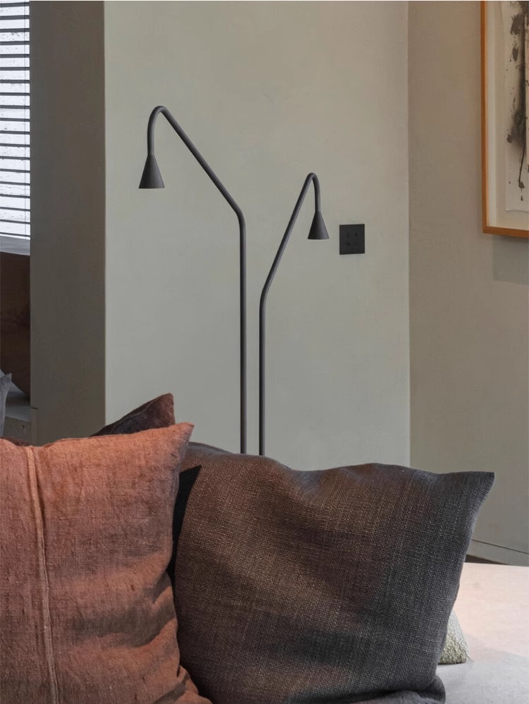 Светильник напольный DZN-10798 ЧЕРНЫЙ ` D400/H1200/1/LED/6W/3000K AREND