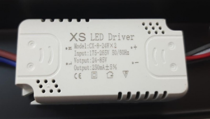 Светильник настенный САПФИР SPF-4791 Черный + ром ` 600мм LED BART 22-07 (1 из 10 шт в коробке)