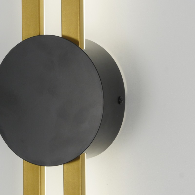 Светильник настенный SAPFIR (B2128-920GL+BK) SPF-4858 ЗОЛОТО+ЧЕРНЫЙ ` D920*125/H60/2/LED/16W/4500K N