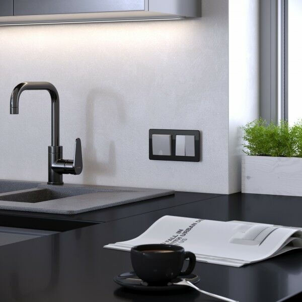 WERKEL W0022708 Рамка на 2 поста Acrylic черный