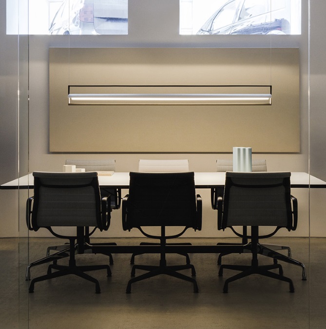 Светильник DZN-38908 ЧЕРНЫЙ+СЕРЕБРО ` D1620*19*16/H1200/1/LED/32W/6500K PYTHAGORAS